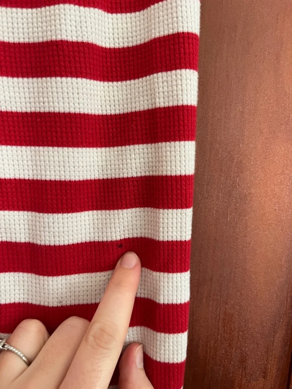 Old Navy Red and white Striped Xmas pjs - Picture 6 of 6